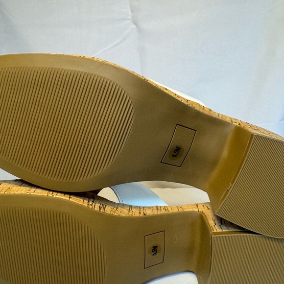 Life Stride White Cork Wedge Sandals Size 6.5 – Summer Slip-On Heels - Picture 4 of 9